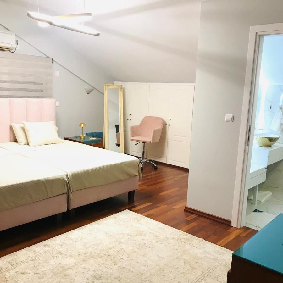 Beautiful Maisonette With A View To The Mountains And The Sea Agia Marina  Zewnętrze zdjęcie