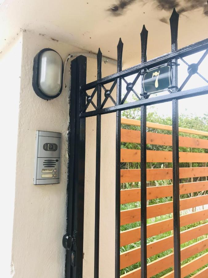 Beautiful Maisonette With A View To The Mountains And The Sea Agia Marina  Zewnętrze zdjęcie